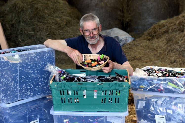 Keith Marley, North East Wildlife & Animal Rescue Centre, The New Arc, recycle mascara wands, Rosemary E Lunn, Roz Lunn, X-Ray Mag, XRay Magazine, environmental news
